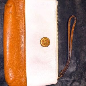 Michael kors wristlet